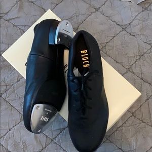 Never used tap shoes